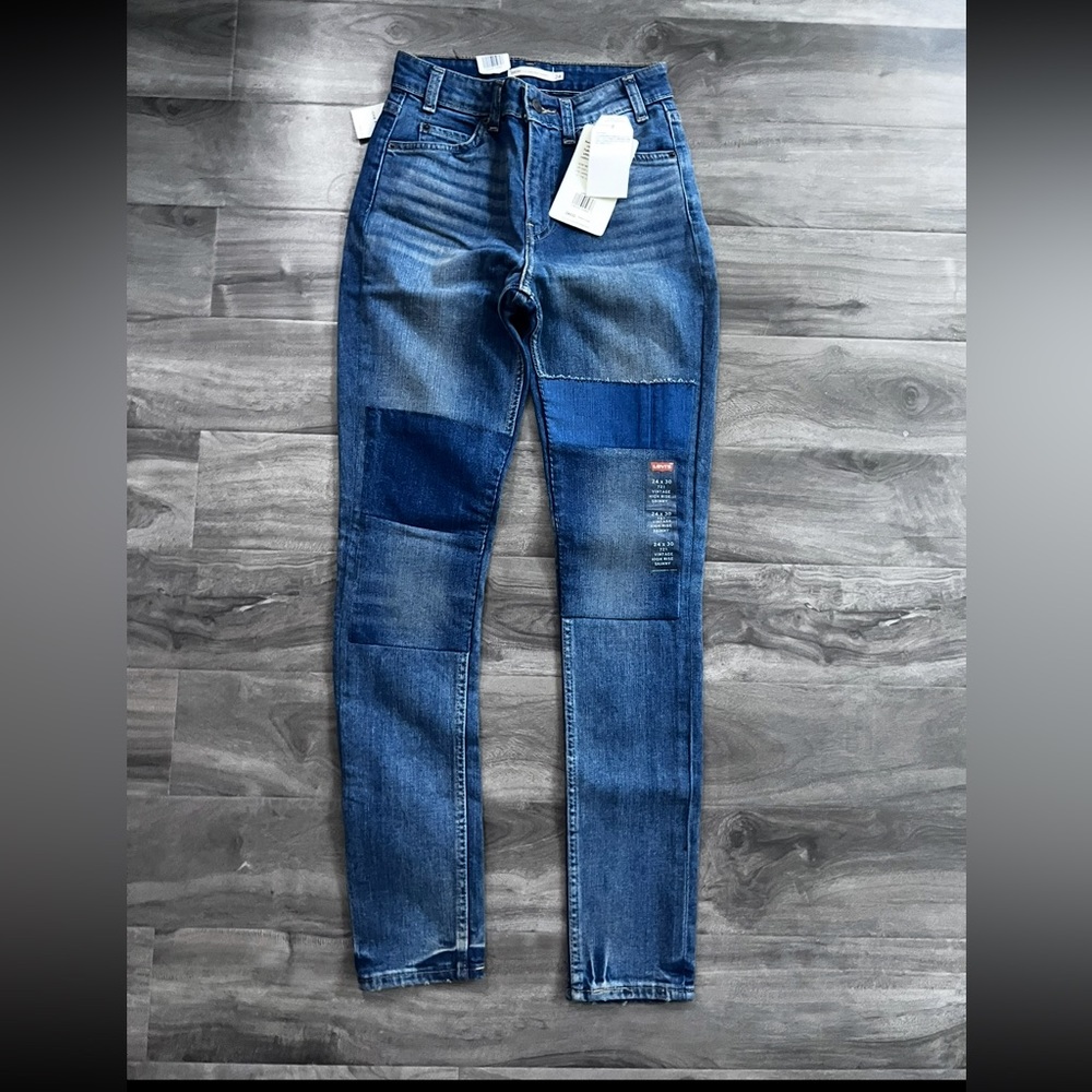 NEW skinny jeans by Levi’s in size 24